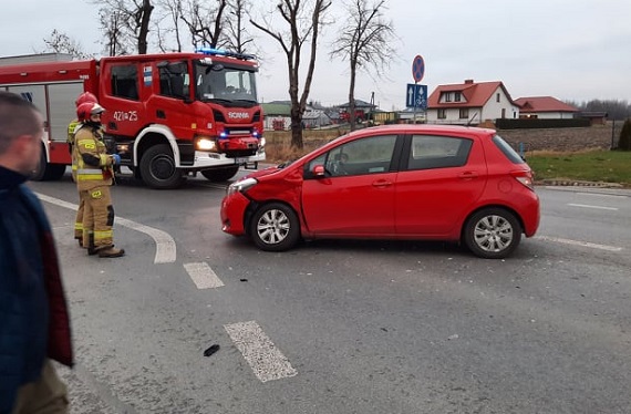 Zderzenie dwóch aut w Garwolinie - Zdjęcie główne