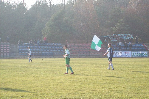 Promnik Łaskarzew gromi w sparingu - Zdjęcie główne