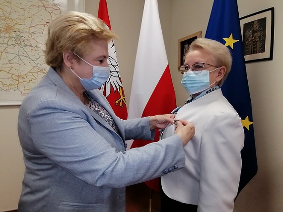 Genowefa Pasik otrzymała odznakę honorową - Zdjęcie główne