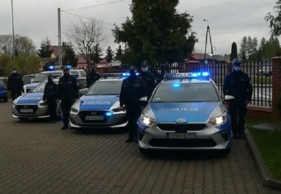 Garwolińscy policjanci oddali hołd poległemu koledze asp. Michałowi Kędzierskiemu - Zdjęcie główne