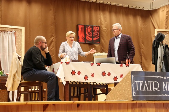 Poprawka... w premierowym wykonaniu Teatru Niby nic - Zdjęcie główne