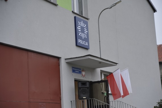 Poszukiwany ENA sam przyszedł na posterunek... porozmawiać - Zdjęcie główne