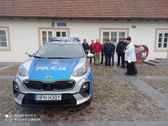 Nowy radiowóz policyjny dla Posterunku Policji w Maciejowicach  - Zdjęcie główne