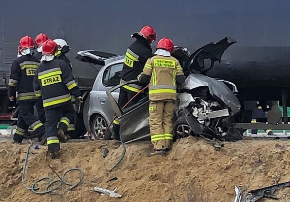 Śmiertelny wypadek na DK 17 w Gąsowie - Zdjęcie główne
