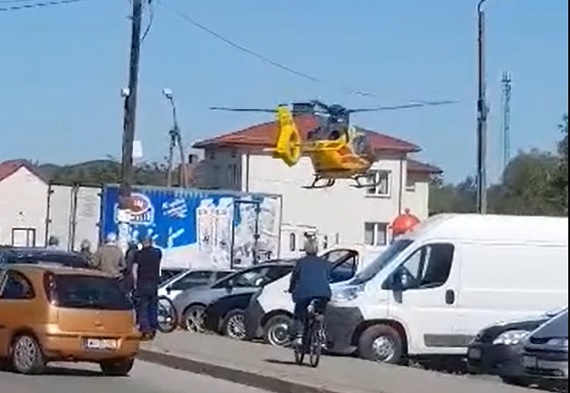Wypadek w centrum Wilgi. Na miejscu śmigłowiec LPR (wideo) - Zdjęcie główne