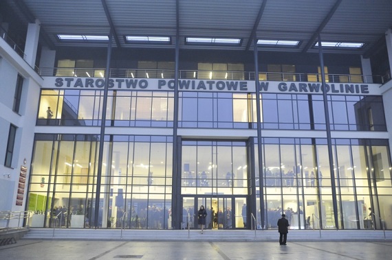 Samorząd Województwa wspiera nauczanie zdalne w powiecie - Zdjęcie główne