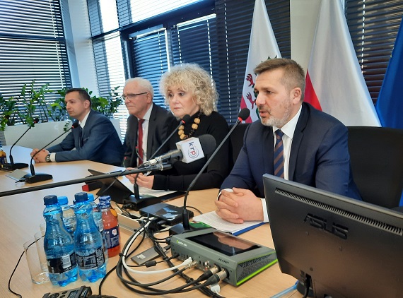 Modernizują drogi i składają wnioski na kolejne - Zdjęcie główne