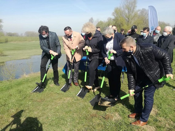 Podpisali umowę na budowę 4 km wałów wiślanych - Zdjęcie główne