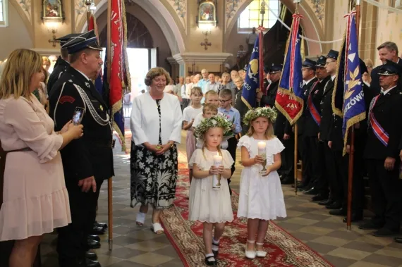 600- lecie istnienia parafii pw. Nawiedzenia Najświętszej Maryi Panny - Zdjęcie główne