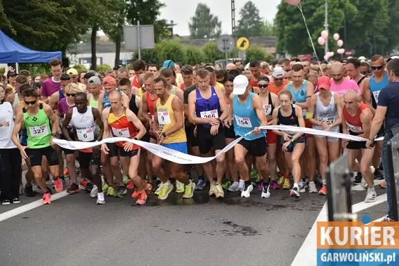 Kenijczyk wygrał XIV edycję Biegu AVON Kontra Przemoc w Garwolinie - Zdjęcie główne