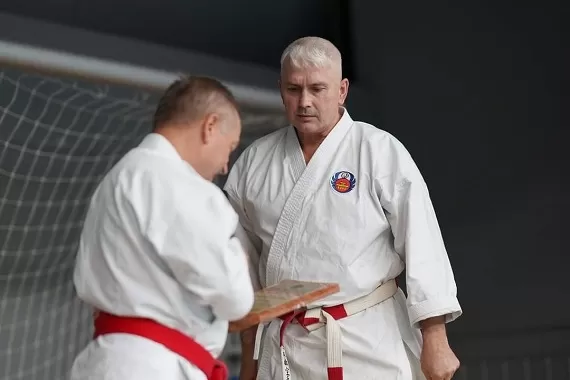 Grzegorz Jarząbek najlepszym trenerem karate! - Zdjęcie główne