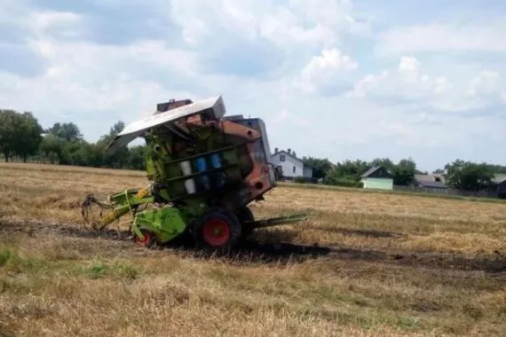 Prasa rolująca stanęła w ogniu  - Zdjęcie główne