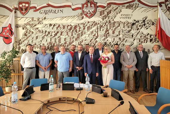 Wotum zaufania i absolutorium dla Burmistrz Miasta Garwolina za 2021 rok - Zdjęcie główne