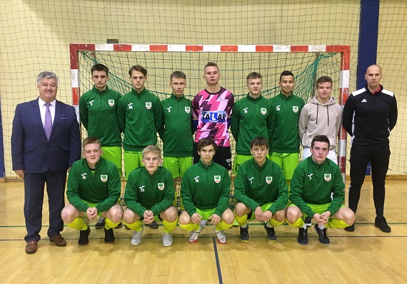 Zdrowie Garwolin wygrało turniej eliminacyjny Mistrzostw Polski w Futsalu U19 - Zdjęcie główne