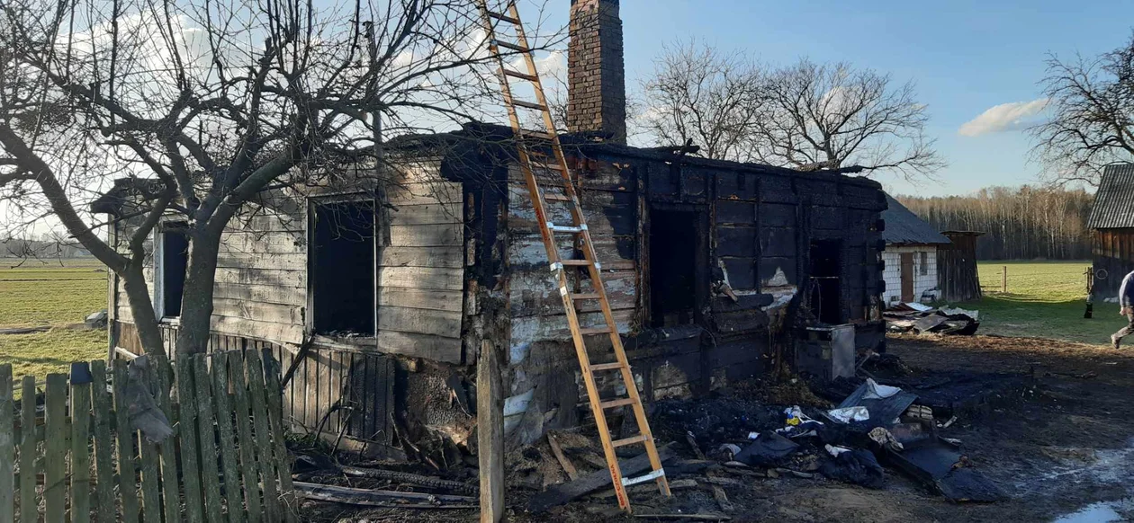 Pożar w gminie Baranów. Są ofiary - Zdjęcie główne