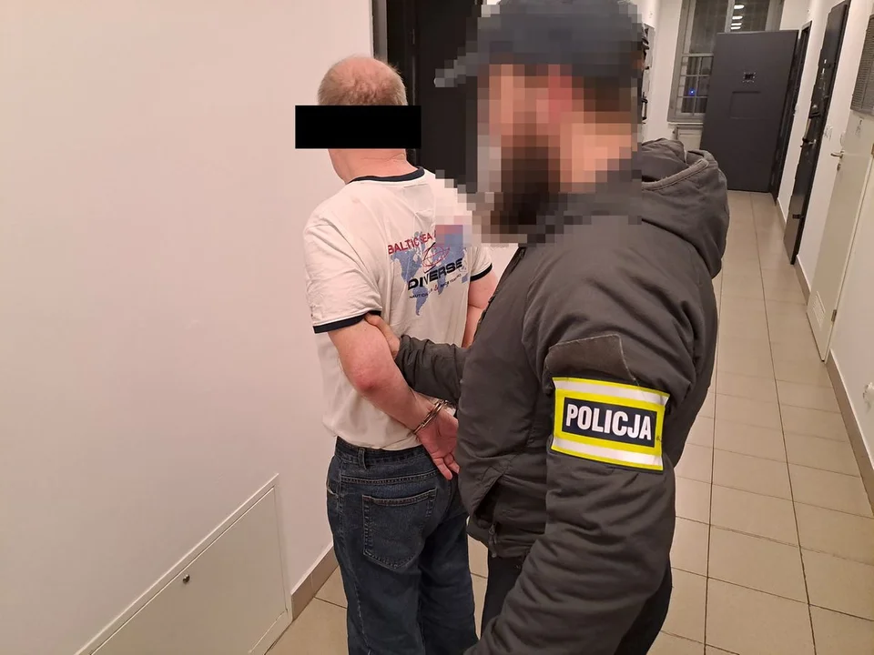 Województwo lubelskie: Areszt za znęcanie się nad żoną. Przyłożył jej szablę do szyi - Zdjęcie główne