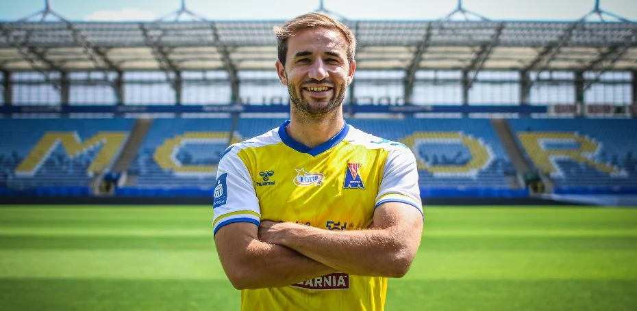 Zwyciężał w Lidze Mistrzów z FC Barceloną. Teraz zagra w Motorze Lublin - Zdjęcie główne