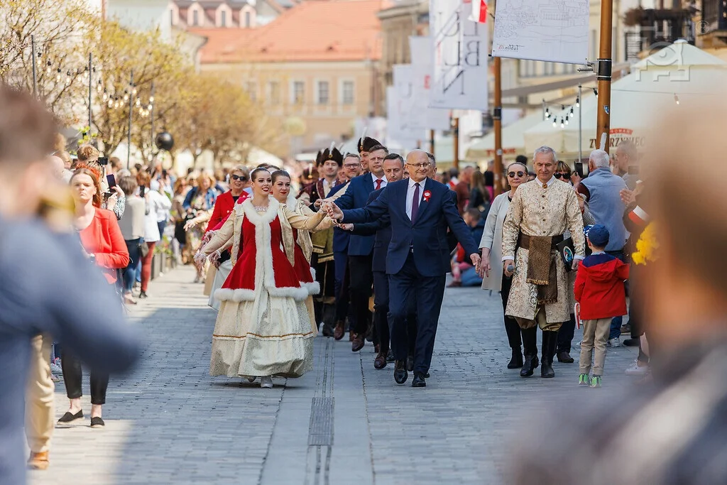 W Lublinie wspólnie zatańczą Poloneza. Tak mieszkańcy uczczą święto narodowe - Zdjęcie główne