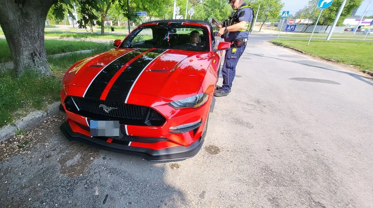 Lublin: Mustang pędził ponad 100 km/h. Kierowca stracił prawo jazdy - Zdjęcie główne