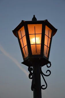 Radny Brzozowski chce przywrócenia oświetlenia przy ul. 1 Maja w Lublinie - Zdjęcie główne