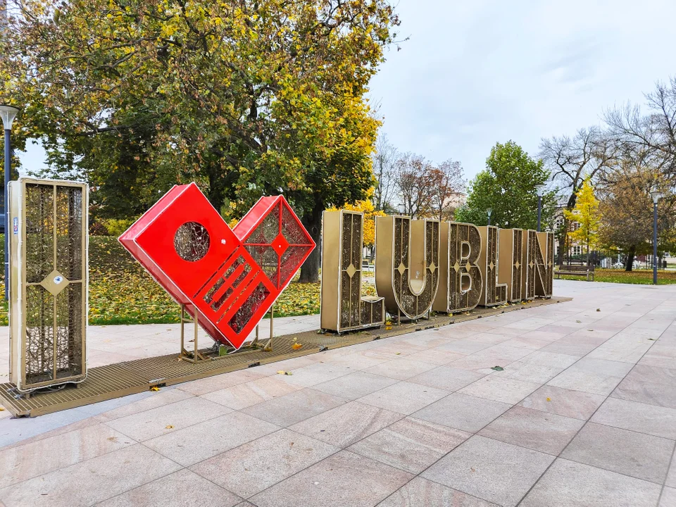 Lublin: Zdemontują charakterystyczny napis w centrum miasta - Zdjęcie główne