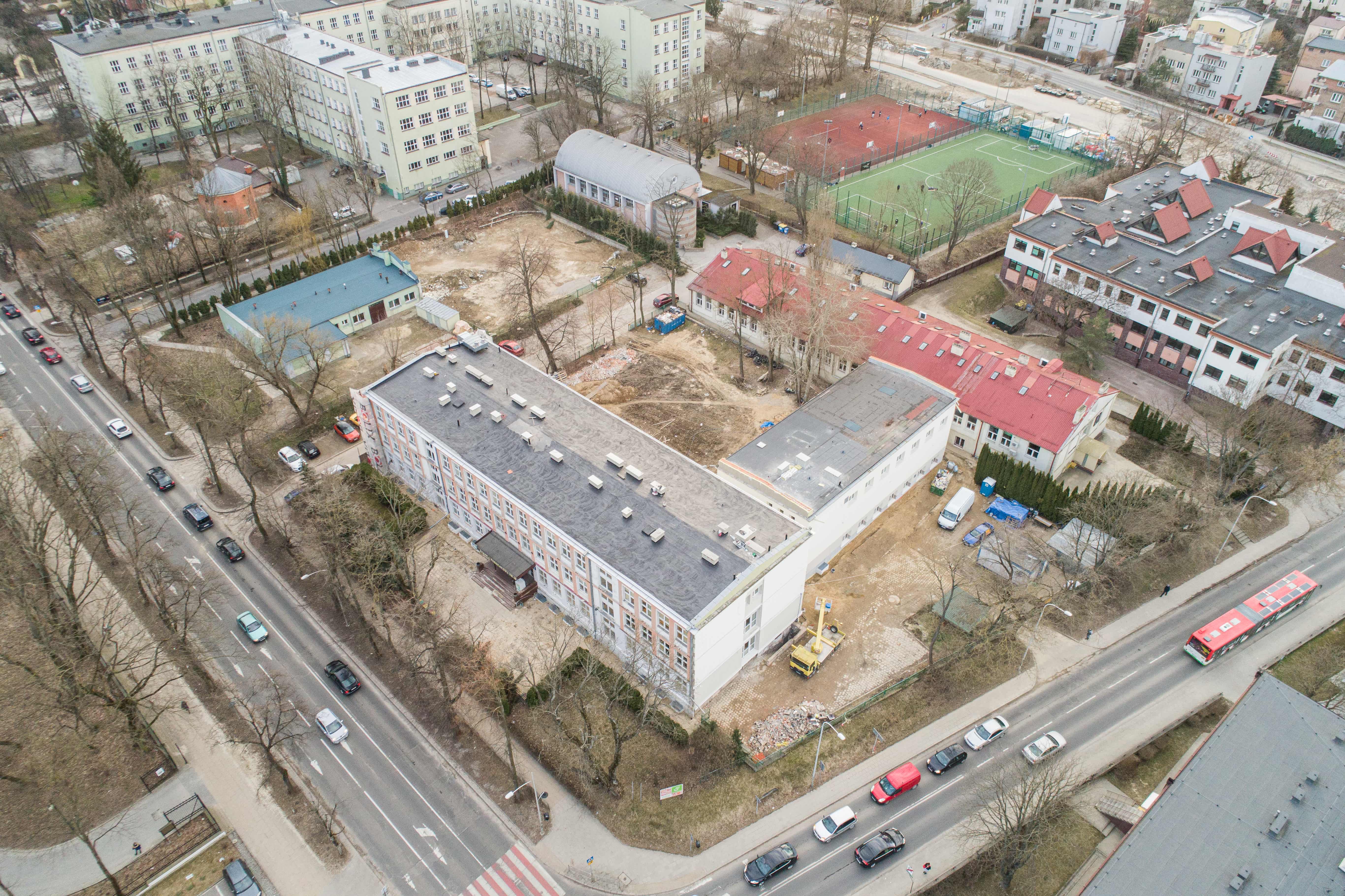 Szkoła Podstawowa nr 18 w Lublinie przechodzi termomodernizację - Zdjęcie główne