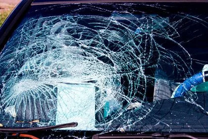 Śmiertelny wypadek w Wawrowie. 10-latek nie żyje, kierowca uciekł - Zdjęcie główne