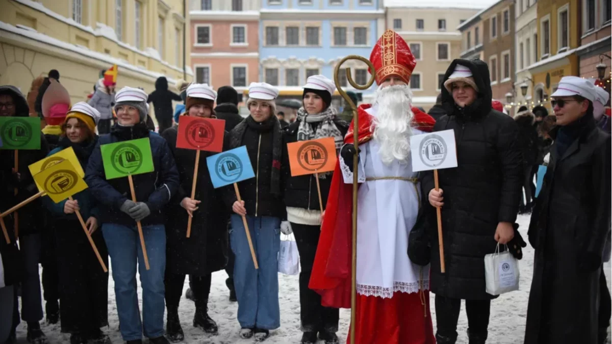 Lublin: Orszak Świętego Mikołaja przejdzie przez miasto. Mogą wystąpić utrudnienia drogowe - Zdjęcie główne