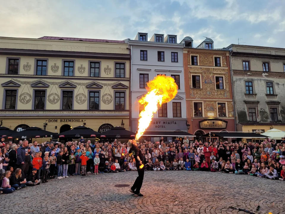 Piękność Nocy Kultury 2022 przyciągnęła ludzi na Stare Miasto w Lublinie! [ZOBACZ GALERIĘ ZDJĘĆ] - Zdjęcie główne