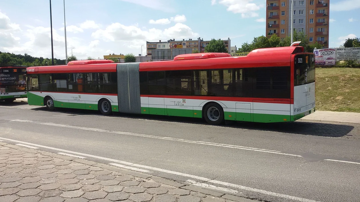 Lublin: Autobusy w pobliżu stadionu pojadą inaczej. Szykują się objazdy i dodatkowe kursy - Zdjęcie główne
