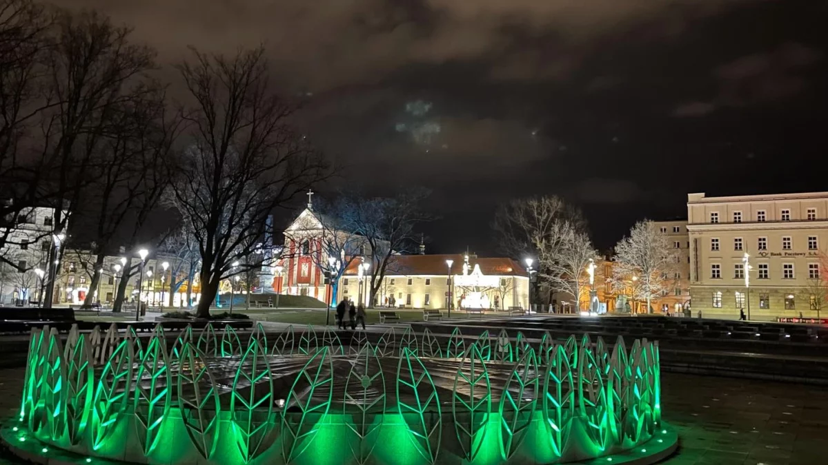 Lublin: Iluminacje w centrum na zielono i żółto. Znamy powód - Zdjęcie główne