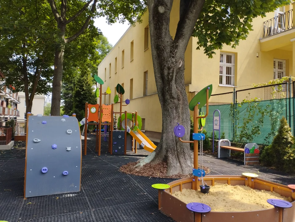 Lublin: Dzieci dostaną nowy plac zabaw. Powstał przy ul. Spokojnej - Zdjęcie główne