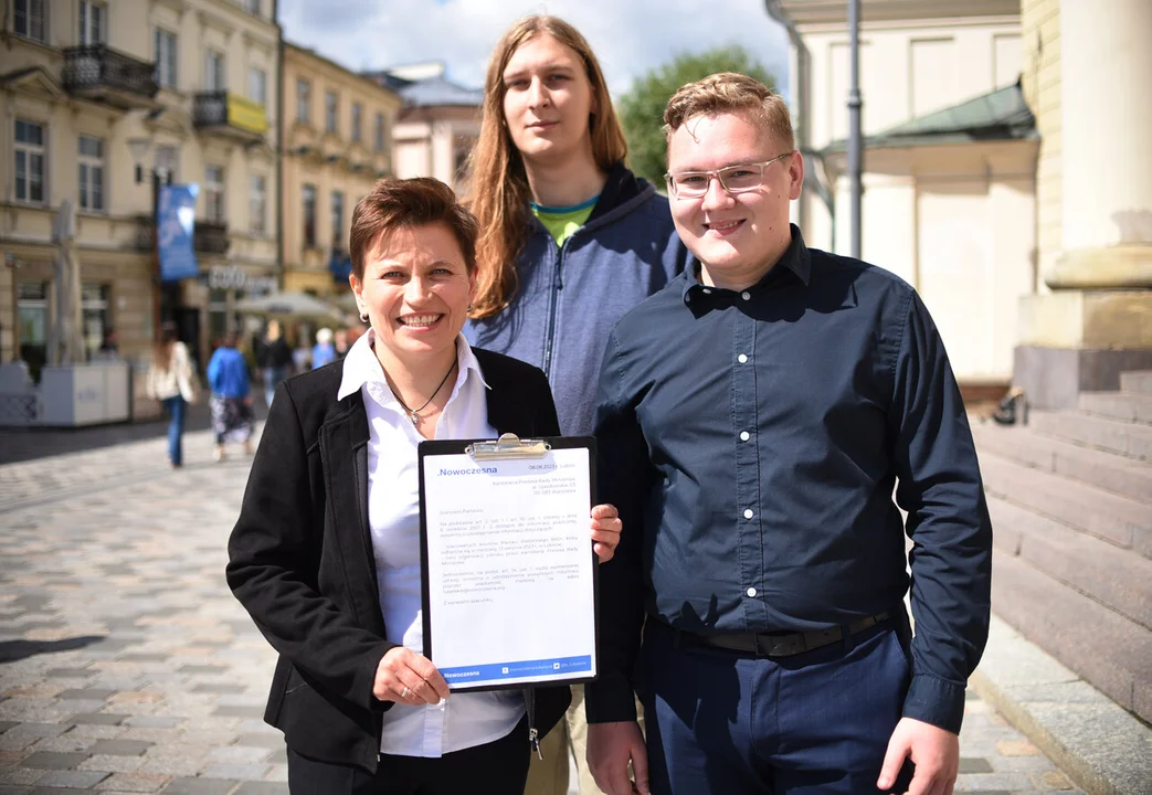 10 mln zł za „rodzinne” pikniki. Kampania propagandowa PiS pod hasłem „800+”? - Zdjęcie główne