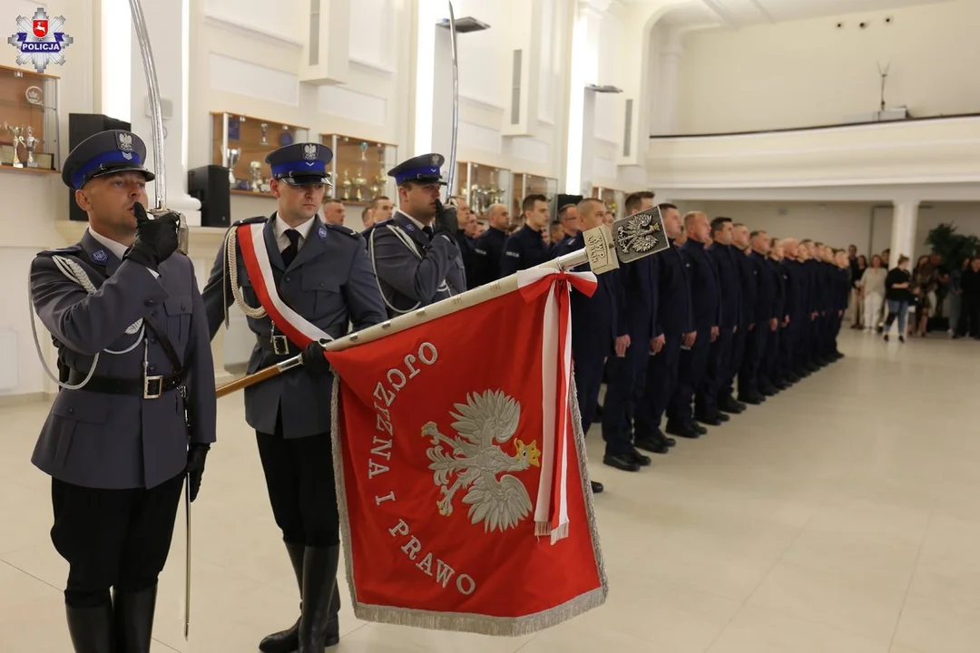 Lublin: W lubelskim garnizonie Policji są nowi funkcjonariusze [GALERIA] - Zdjęcie główne