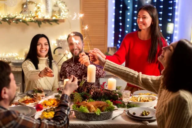 Słyszeliście o "Skipping Christmas", czyli omijaniu świąt? Oto dlaczego Polacy coraz częściej nie chcą obchodzić Bożego Narodzenia - Zdjęcie główne
