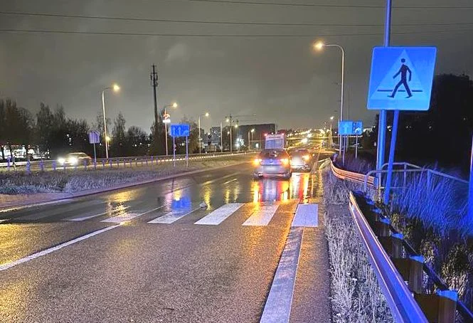 Województwo lubelskie: Samochód potrącił pieszego na pasach. Jedna osoba ciężko ranna - Zdjęcie główne