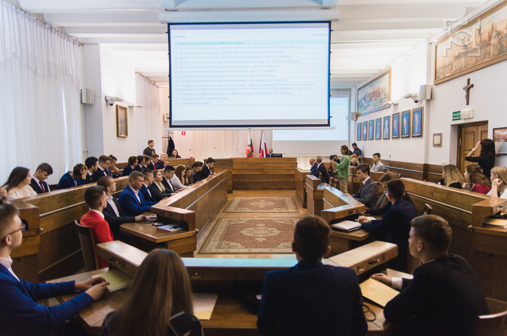 Młodzieżowa Rada Miasta Lublin oceniła zachowanie jednego z radnych jako naganne - Zdjęcie główne