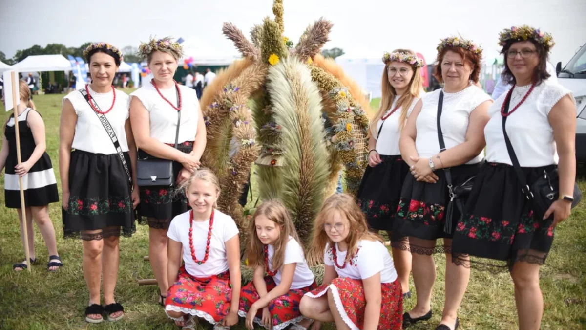 Dożynki w Radawcu. Disco polo, korowód i pokazy [PROGRAM] - Zdjęcie główne