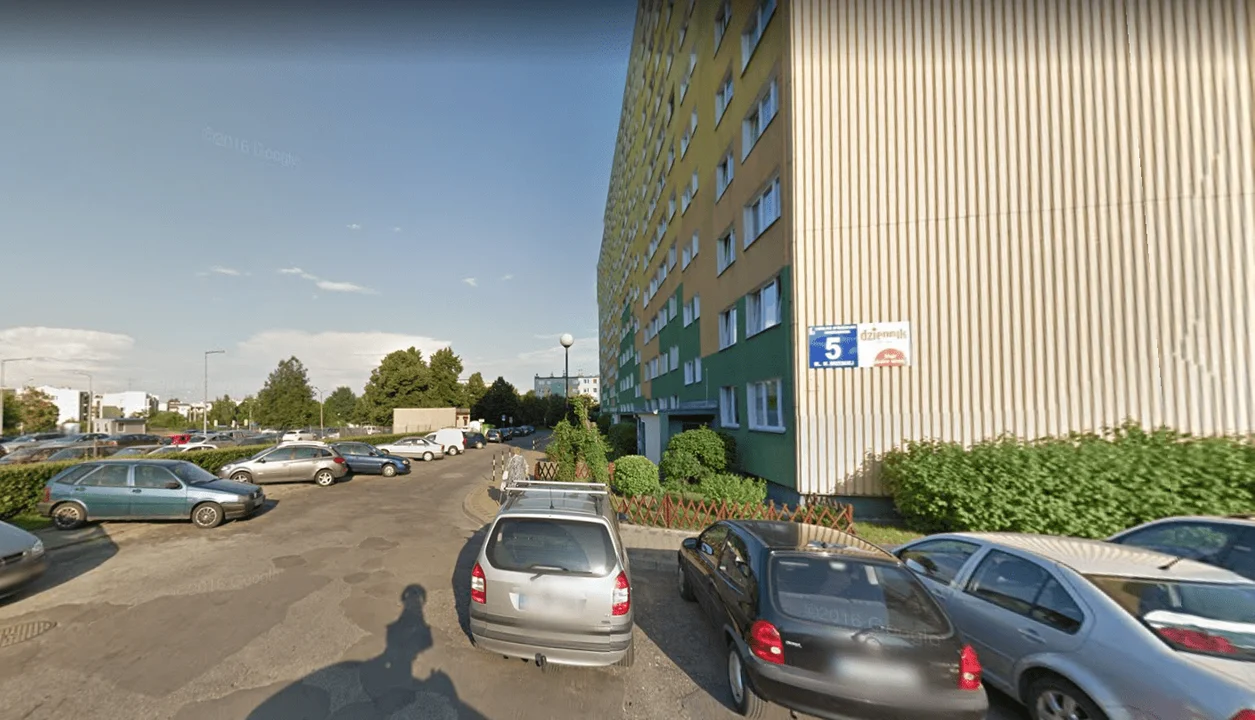 Lublin: Częste kraksy i mało miejsc parkingowych na ul. Brzeskiej. Radna proponuje rozwiązanie - Zdjęcie główne