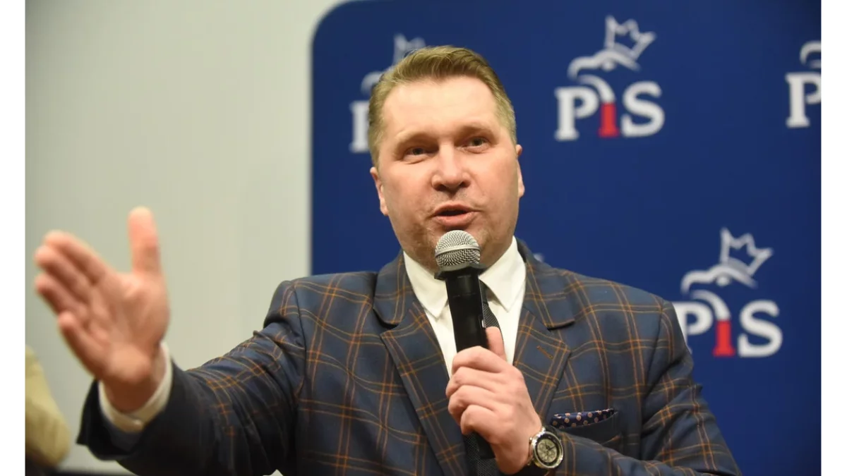 "Król paczkomatów" dostał propozycję od premiera. Poseł Czarnek nazwał go "Muskiem Tuska" - Zdjęcie główne