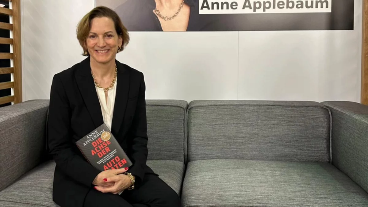 Żona Radosława Sikorskiego Anne Applebaum będzie doktorem honoris causa UMCS - Zdjęcie główne