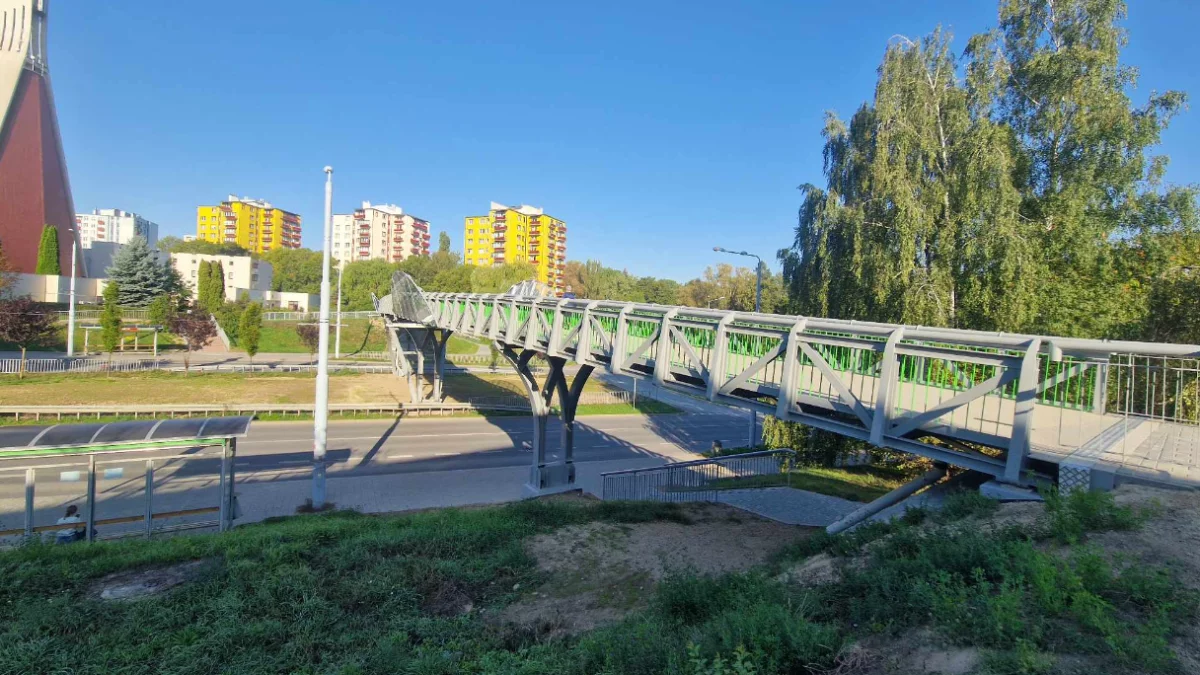 Lublin: Przebudowana kładka nad ul. Filaretów otwarta - Zdjęcie główne