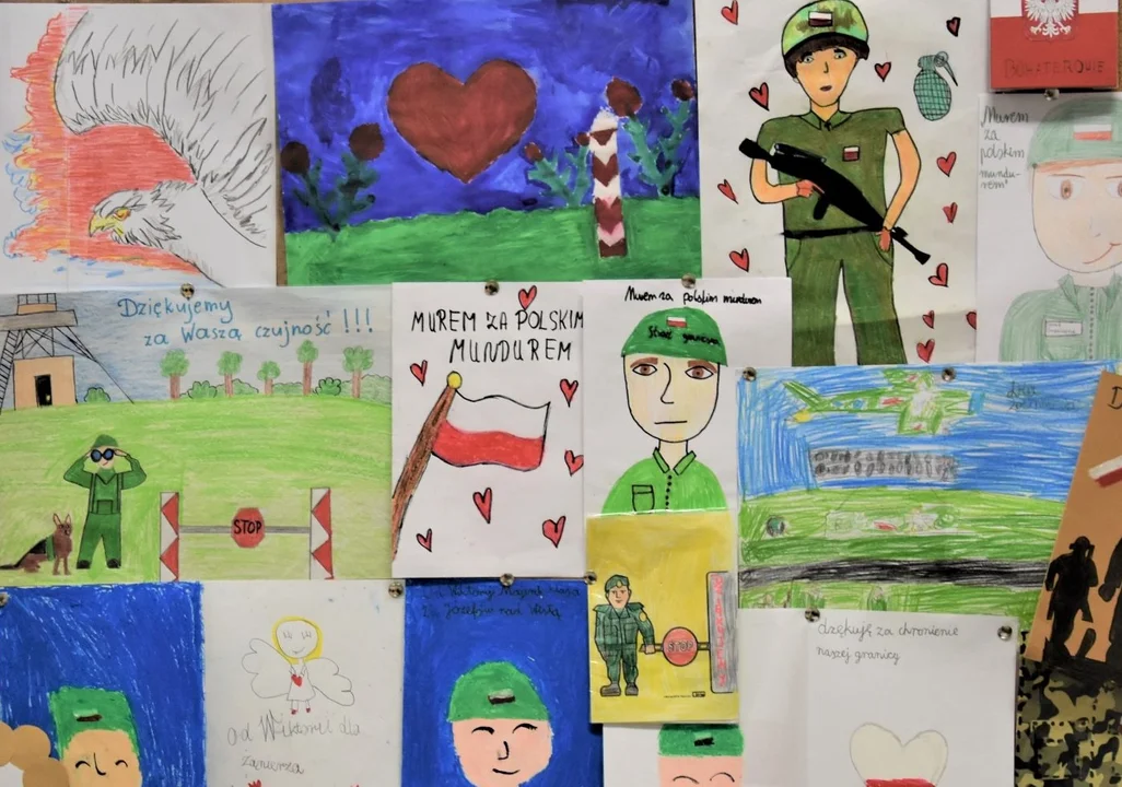 Województwo lubelskie: Dzieci dziękują żołnierzom i pogranicznikom za ich pracę. Trwa akcja "Kartka dla obrońców granic” - Zdjęcie główne