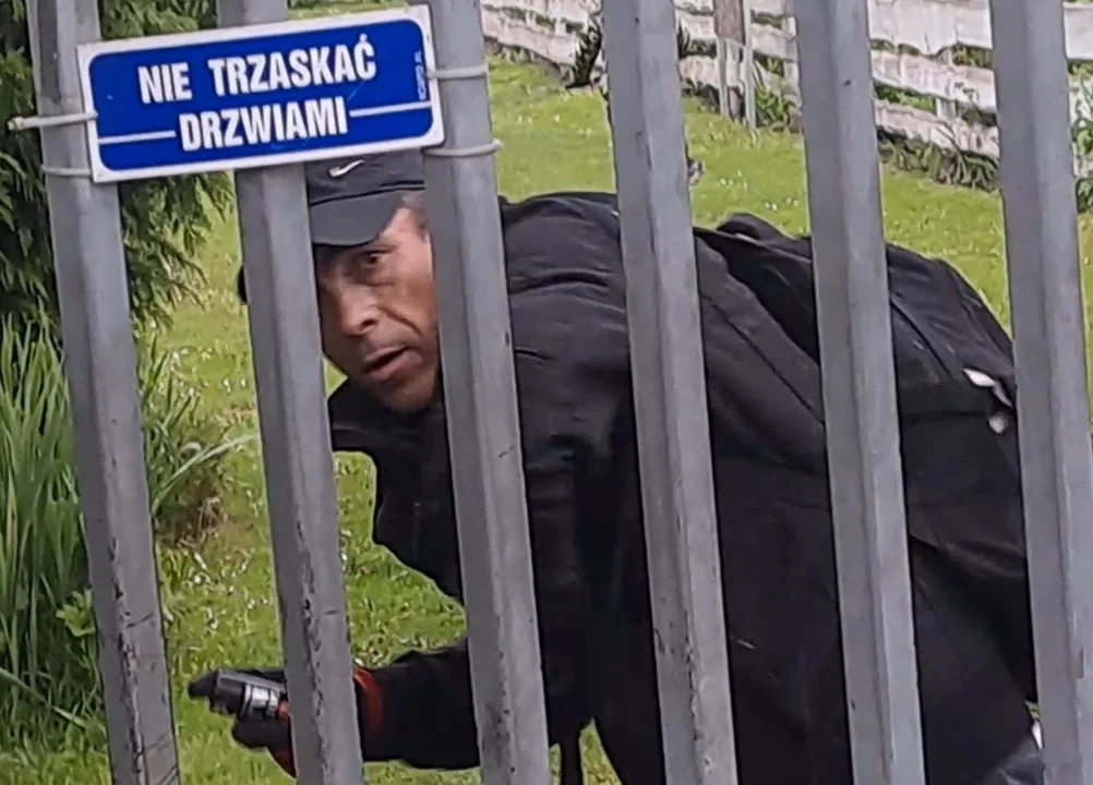 Lublin: Policja nadal szuka sprawcy kradzieży z włamaniem do altanek. Łupem padły elektronarzędzia - Zdjęcie główne