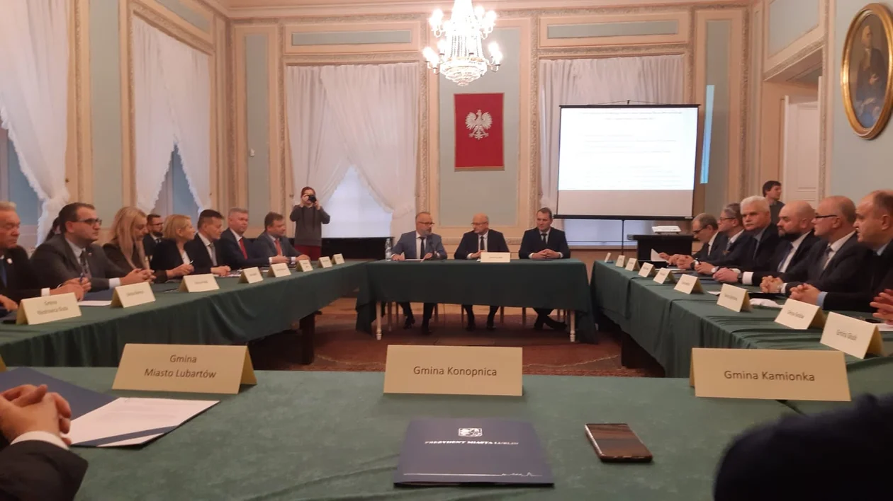 Lublin: Samorządy z regionu będą pracować razem w nowym stowarzyszeniu - Zdjęcie główne