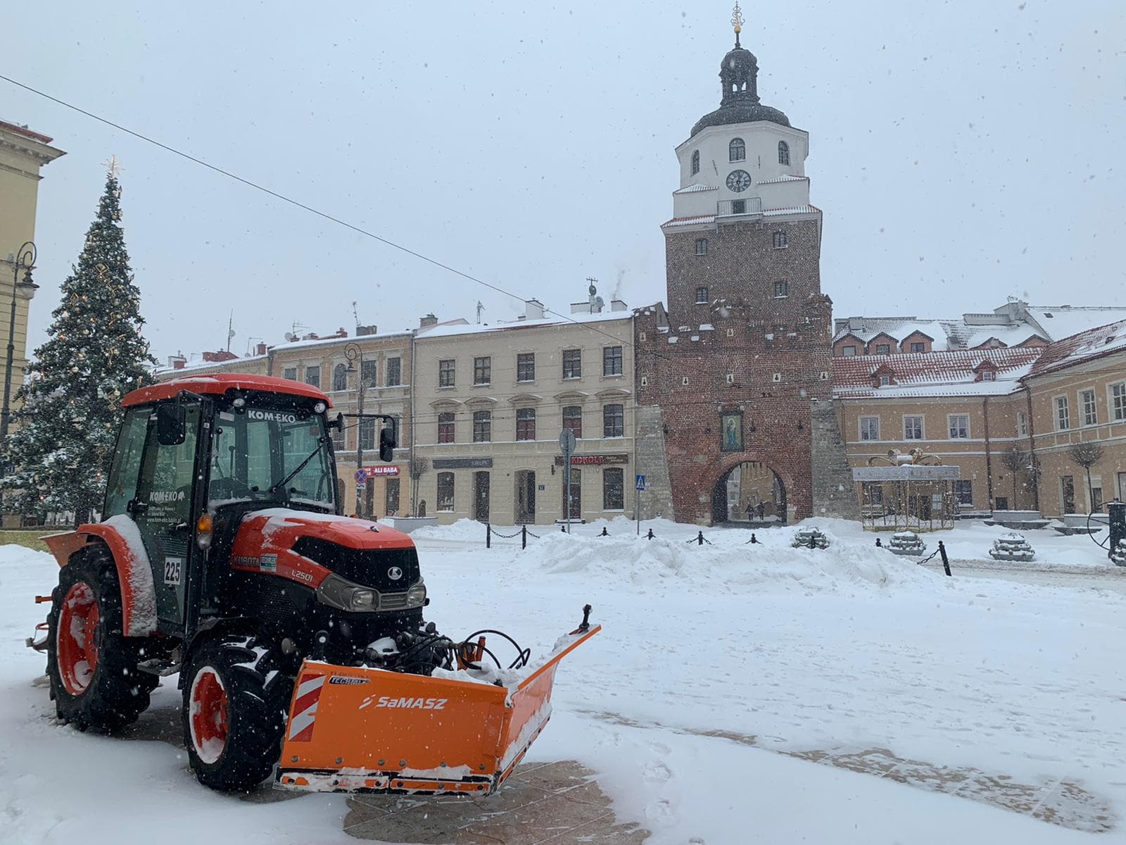 Akcja zimowego utrzymania Lublina w trybie kryzysowym - Zdjęcie główne