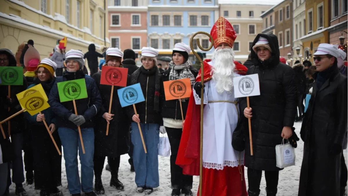 Weekend w Lublinie. Wystawa psów rasowych, orszak św. Mikołaja i iluminacje - Zdjęcie główne