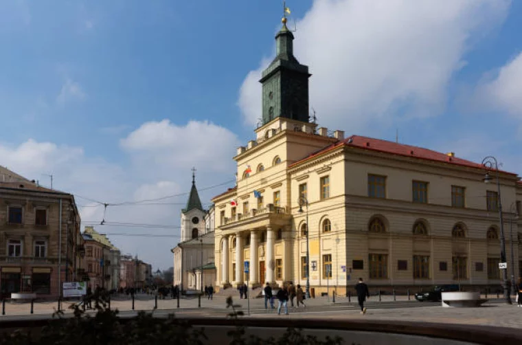 Lublin: Hojne nagrody dla współpracowników prezydenta. Na liście zastępcy, skarbnik i sekretarz - Zdjęcie główne