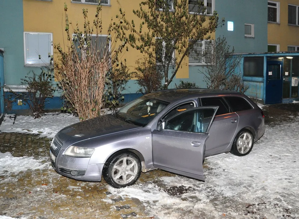 Lublin: Ukradli samochód i uciekali przed policją - Zdjęcie główne