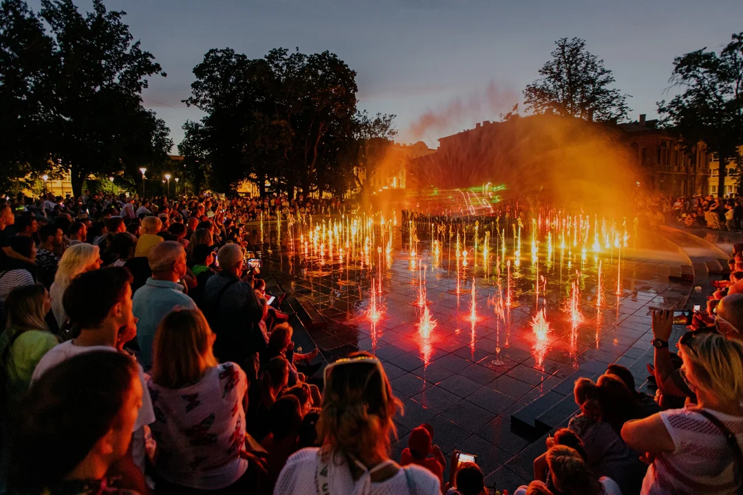 Lublin: W czerwcu kolejne pokazy na fontannie w centrum. Mamy harmonogram - Zdjęcie główne